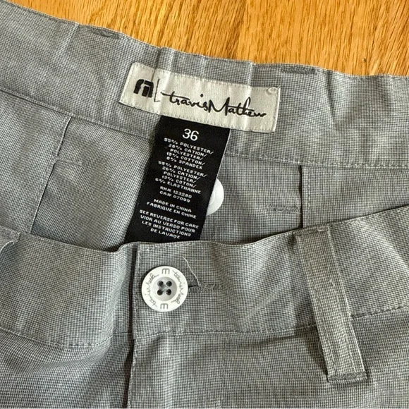 Travis Mathew Shorts Men 36 Grey Golf Casual Performance Stretch - Picture 2 of 6